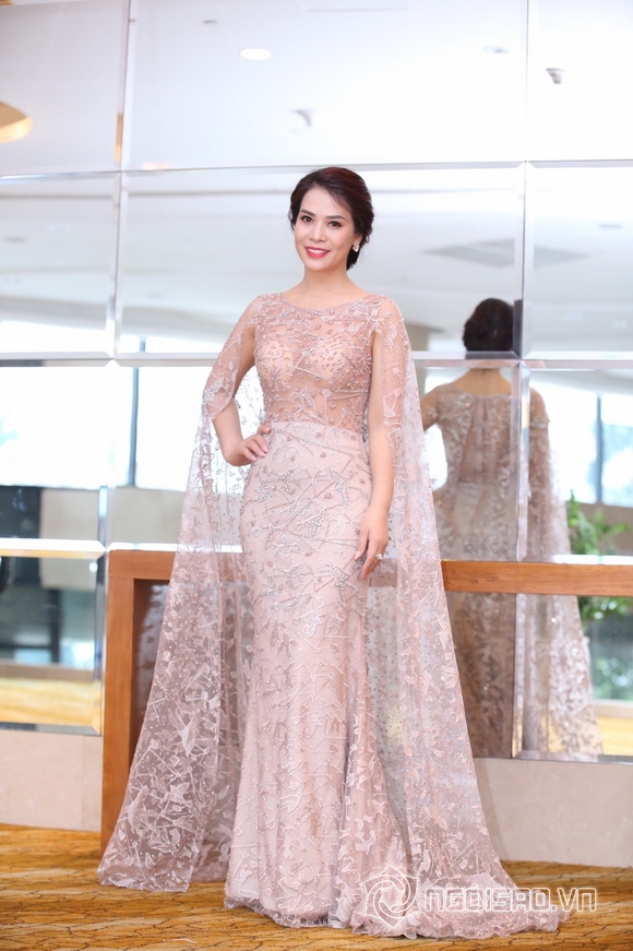 a-hau-y-lan-1311-2-ngoisao.vn-w580-h871 5 Á hậu Ý Lan, hoa hậu Biển Việt Nam Toàn cầu, sao việt