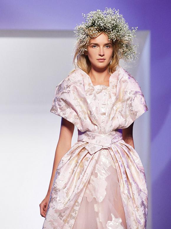 Phạm Hương, Hoa hậu Phạm Hương, Phạm Hương Arab Fashion Week