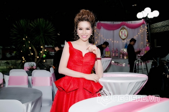 hoa-hau-bui-thi-ha-2111-11-ngoisao.vn-w580-h387 5 Hoa hậu Bùi Thị Hà, Bùi Thị Hà, sao việt