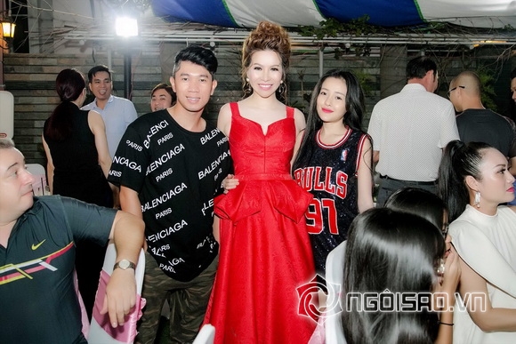 hoa-hau-bui-thi-ha-2111-6-ngoisao.vn-w580-h387 10 Hoa hậu Bùi Thị Hà, Bùi Thị Hà, sao việt