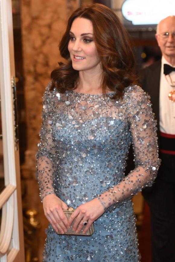 công nương Kate Middleton, công nương kate middleton đẹp rạng ngời, công nương kate middleton bầu bí lần 3