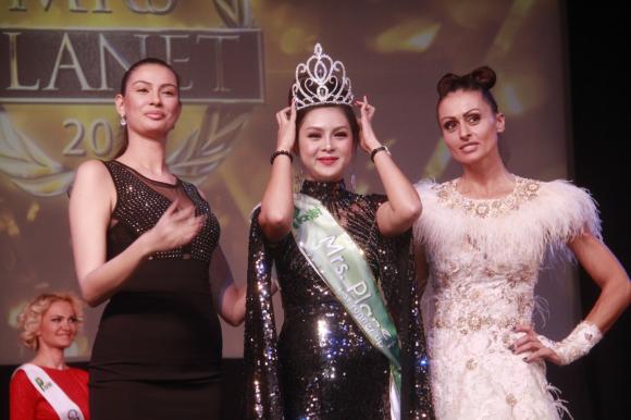 Vợ diễn viên Thành Được, Vân Anh, Mrs. Planet 2017