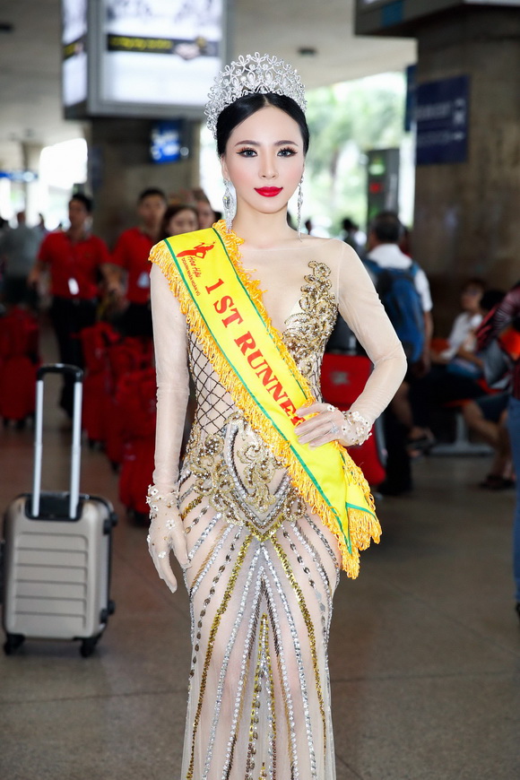 Á hậu Doanh nhân Hoàn vũ Việt Nam 2017, á hậu Ngọc Quỳnh, sao việt