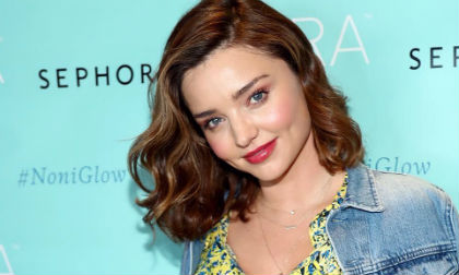 siêu mẫu Miranda Kerr, miranda kerr tươi trẻ, miranda kerr bầu bí, sao đụng hàng 