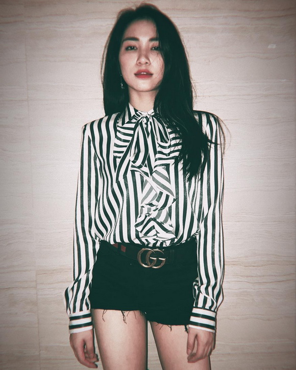 Hòa minzy,bạn gái cũ của công phượng,kho đồ hiệu của hòa minzy