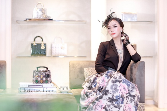 Á hậu Ngọc Quỳnh, Sao Việt