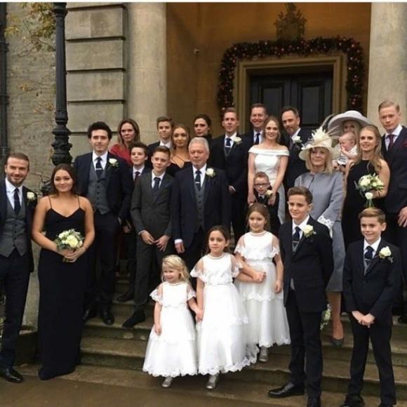 Harper Seven Beckham,con gái David Beckham, harper làm phù dâu nhí
