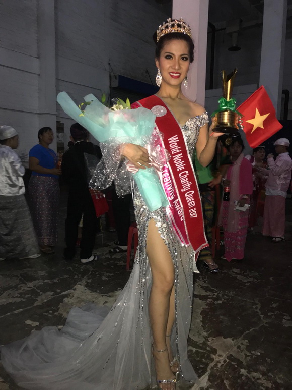 Tiếp viên Vietnam Airlines,hotgirl Vietnam Airlines,Hoa hậu quý tộc