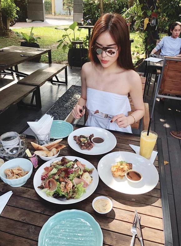 điểm tin sao Việt, sao Việt tháng 12, điểm tin sao Việt trong ngày, tin tức sao Việt hôm nay