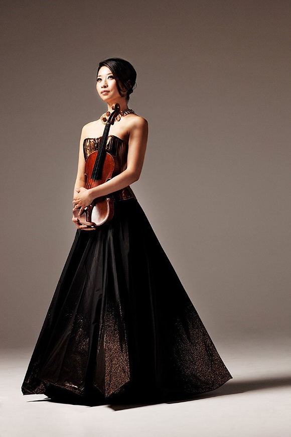 Nghệ sĩ violin đẹp nhất Nhật Bản,bông hồng violin Kawakubo Tamaki,nghệ sĩ violin Kawakubo Tamaki 