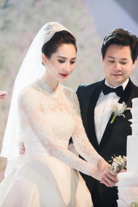 Hình ảnh váy cưới lấp lánh của dàn sao Việt Bống Maxishop