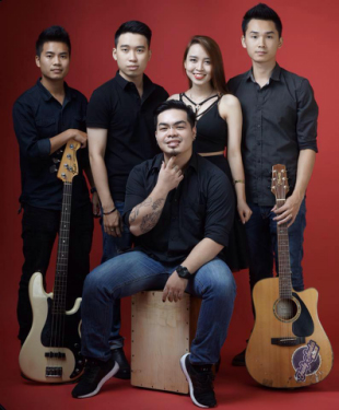 funky-smokes-31-ngoisao.vn-w310-h375 0 Đêm nhạc của MobiFone, Hành trình kết nối âm nhạc MobiFone, MobiFone music tour