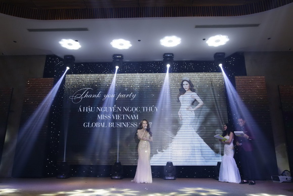 Queen Perfect – Bí mật tiên phong, Queen Perfect, Mỹ phẩm Queen Perfect