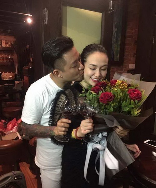 tuan-hung-51-3-ngoisao.vn-w500-h603 1 Tuấn Hưng, Tuấn Hưng và vợ, sao việt