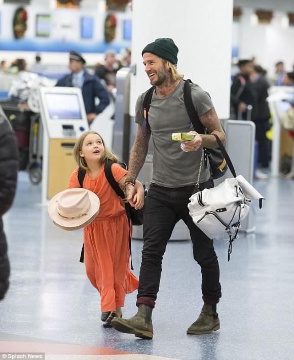 ,Harper Seven,Harper Seven con gái beck-vic, harper và bố david beckham