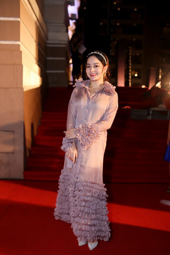 Top 3 Hoa hậu Hoàn vũ 2017, H'Hen Niê, Ngôi sao xanh 2017