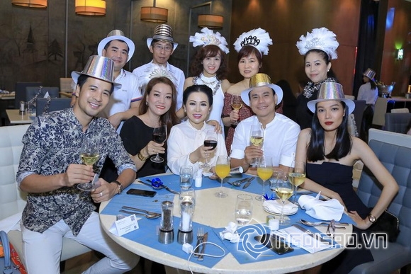 ntk-oanh-phan-121-9-ngoisao.vn-w580-h387 2 NTK Oanh Phan, sao việt