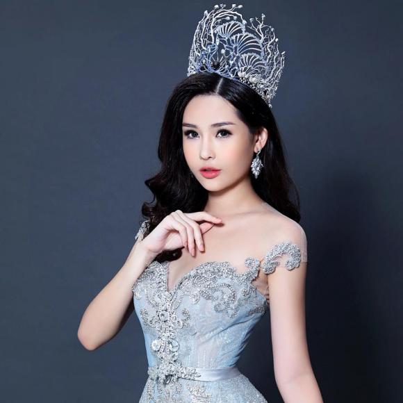 Việt Trinh, Anh Thư, Kiko Chan,  Lê Âu Ngân Anh,  Lê Âu Ngân Anh bị tước vương miện,  Hoa hậu Đại Dương 2017