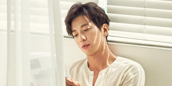 Yonghwa, Yonghwa gian lận cao học, Yonghwa (CNBLUE)