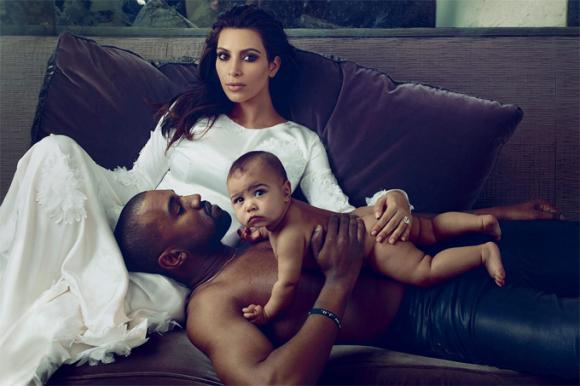 Kim Kardashian và Kanye West,Kim siêu vòng 3, bán ảnh con gái, con gái mới sinh