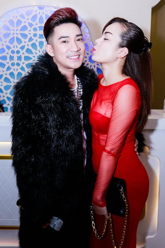 Ca sĩ quang hà,quang hà tái xuất thủ đô,quang hà náo động time city