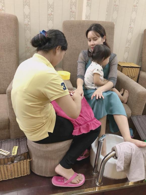  Lưu Hương Giang, Hồ Hoài Anh, con gái của  Lưu Hương Giang,