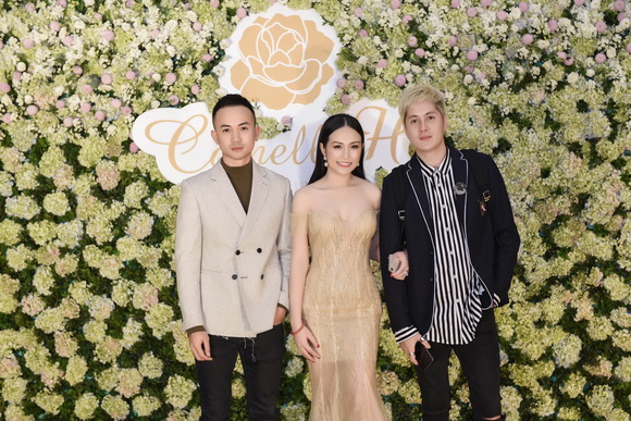 Kenbi khánh phạm, Á hậu tú anh, sao việt