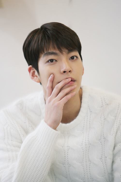 diễn viên kim woo bin, kim woo bin bị ung thư, miễn nghĩa vụ quân sự