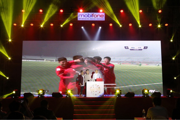 Ca sĩ Khởi My,Jun Phạm,Ali Hoàng Dương,MobiFone