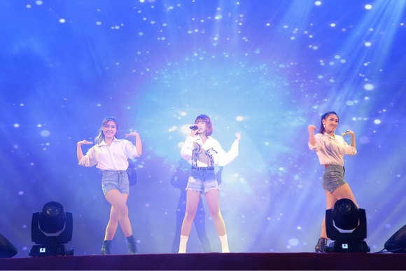 Ca sĩ Khởi My,Jun Phạm,Ali Hoàng Dương,MobiFone