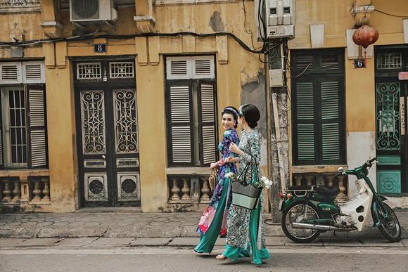 Người mẫu thư huyền,người mẫu huyền thư,cặp mẫu song sinh thư huyền huyền thư