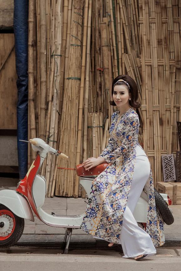 Người mẫu thư huyền,người mẫu huyền thư,cặp mẫu song sinh thư huyền huyền thư