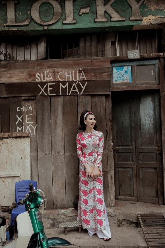 Người mẫu thư huyền,người mẫu huyền thư,cặp mẫu song sinh thư huyền huyền thư