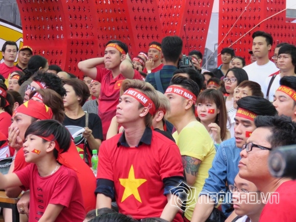Đàm Vĩnh Hưng, Đàm Vĩnh Hưng khóc, Đàm Vĩnh Hưng cổ vũ u23 việt nam