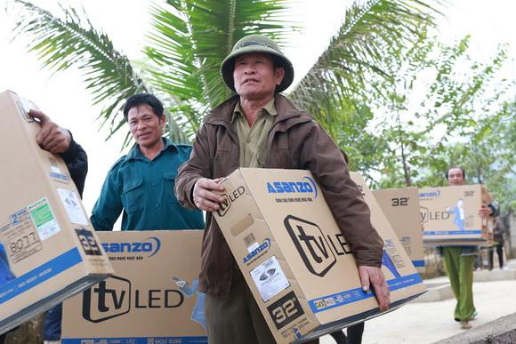 Tập đoàn điện tử Asanzo, U23 việt Nam, Bùi Tiến Dũng