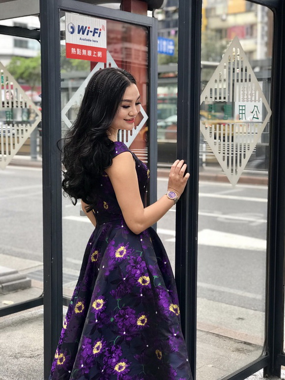 Trần Huyền Nhung, hoa hậu doanh nhân người Việt Châu Á, sao việt