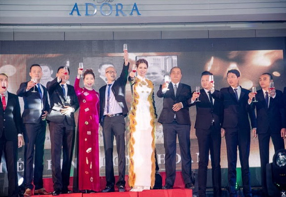 bui-thi-ha-291-11-ngoisao.vn-w580-h401 15 Đàm Vĩnh Hưng, Đàm Vĩnh Hưng, Sao Việt