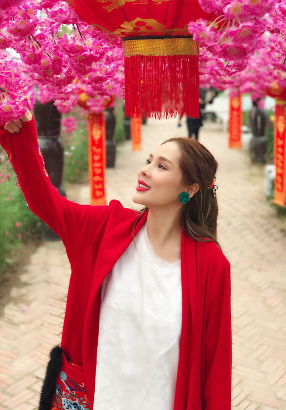 Chuyên gia trang điểm Tina Lê,phù thủy makeup tina lê,tina lê makeup