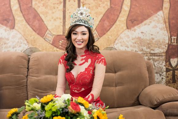 Phan Anh, Hoa hậu trái đất 2017, Karen Ibasco