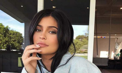 Kylie Jenner,Em gái Kim Kardashian, kiếm tiền từ mạng xã hội