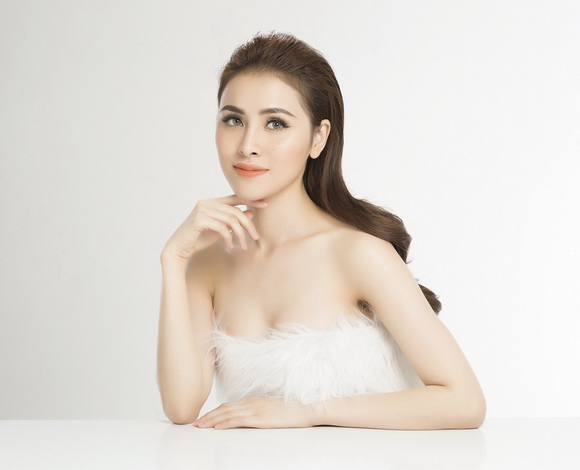 Hoa Hậu Thư Dung, sao việt