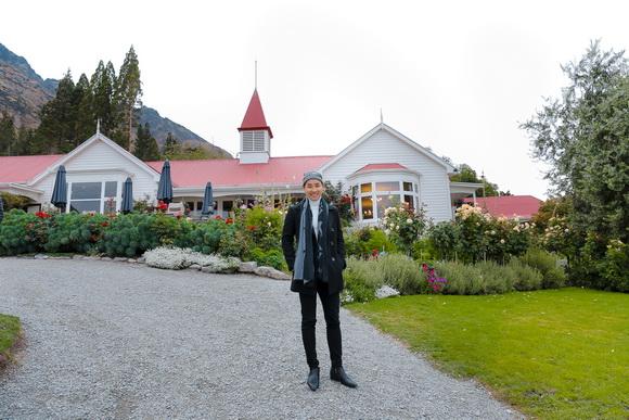 Mc nguyên khang,nguyên khang đưa mẹ đi du lịch,nguyên khang khám phá New Zealand