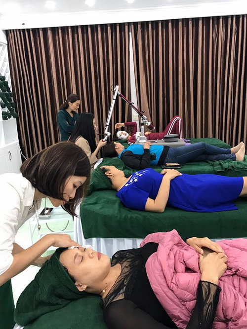 nhung-spa-13-7-ngoisao.vn-w500-h667 2 Nhung Spa, trị nám, trị nám hiệu quả