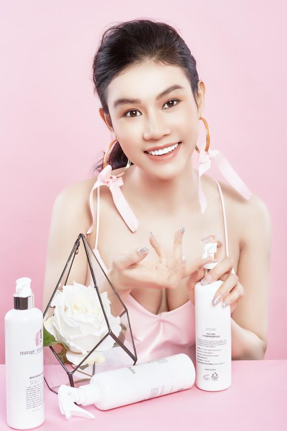 jenny-tran-53-3-ngoisao.vn-w580-h870 3 Hoa hậu Jenny Trần, Dưỡng trắng da, Sản phẩm làm trắng từ thiên nhiên