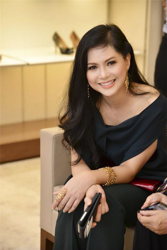 Mẹ chồng Tăng Thanh Hà, Diễn viên Thủy Tiên, Sao Việt