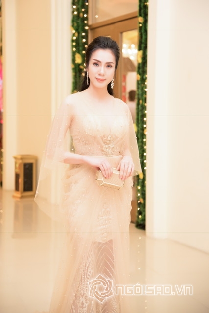 a-khoi-thuy-chi-143-2-ngoisao.vn-w427-h640 3 Á khôi Nguyễn Thùy Chi, sao việt