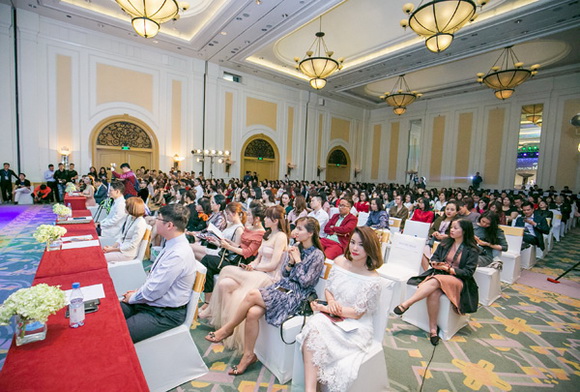 phau-thuat-tham-my-173-2-ngoisao.vn-w580-h392 5 bệnh viện thẩm mỹ ID, Thu Linh Beauty & Clinic, Á hậu Ngô Thùy Linh