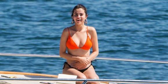 Selena Gomez, Selena Gomez béo, Selena Gomez bikini