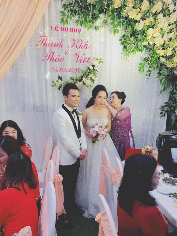 Hé lộ hình ảnh đám cưới của ca sĩ Khắc Việt và vợ xinh đẹp