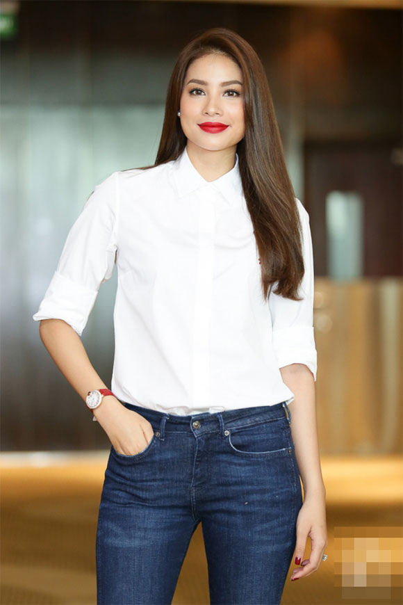 Phạm Hương, áo sơ mi, sao Việt